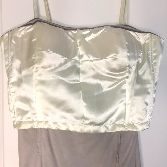 Adrianna Papell Hand-beaded 3D Floral Strapless Gown - Picture 5 of 7